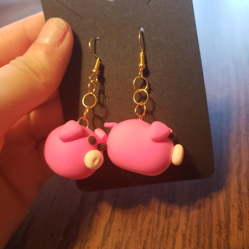 Plump Pink Piggy earrings